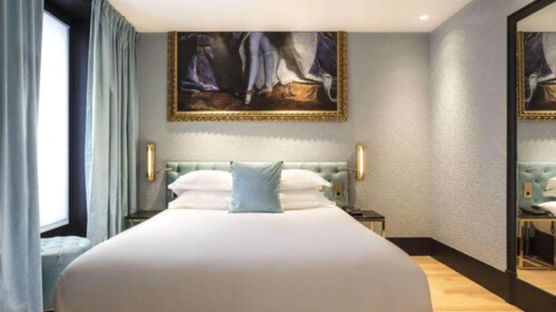 Hotel Eiffel Petit Louvre Paris