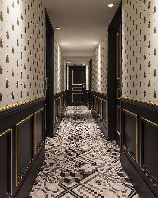 Eiffel Petit Louvre Hotel 3*