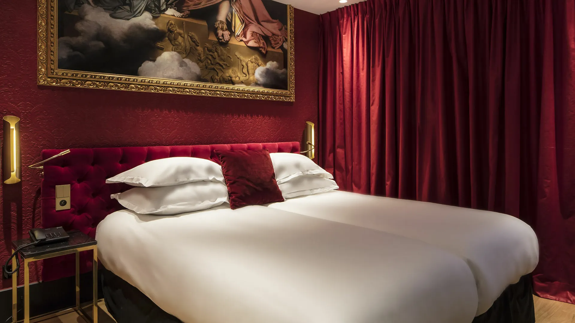 Eiffel Petit Louvre Hotel 3*