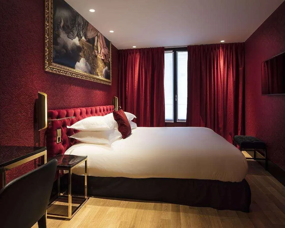 Eiffel Petit Louvre Hotell